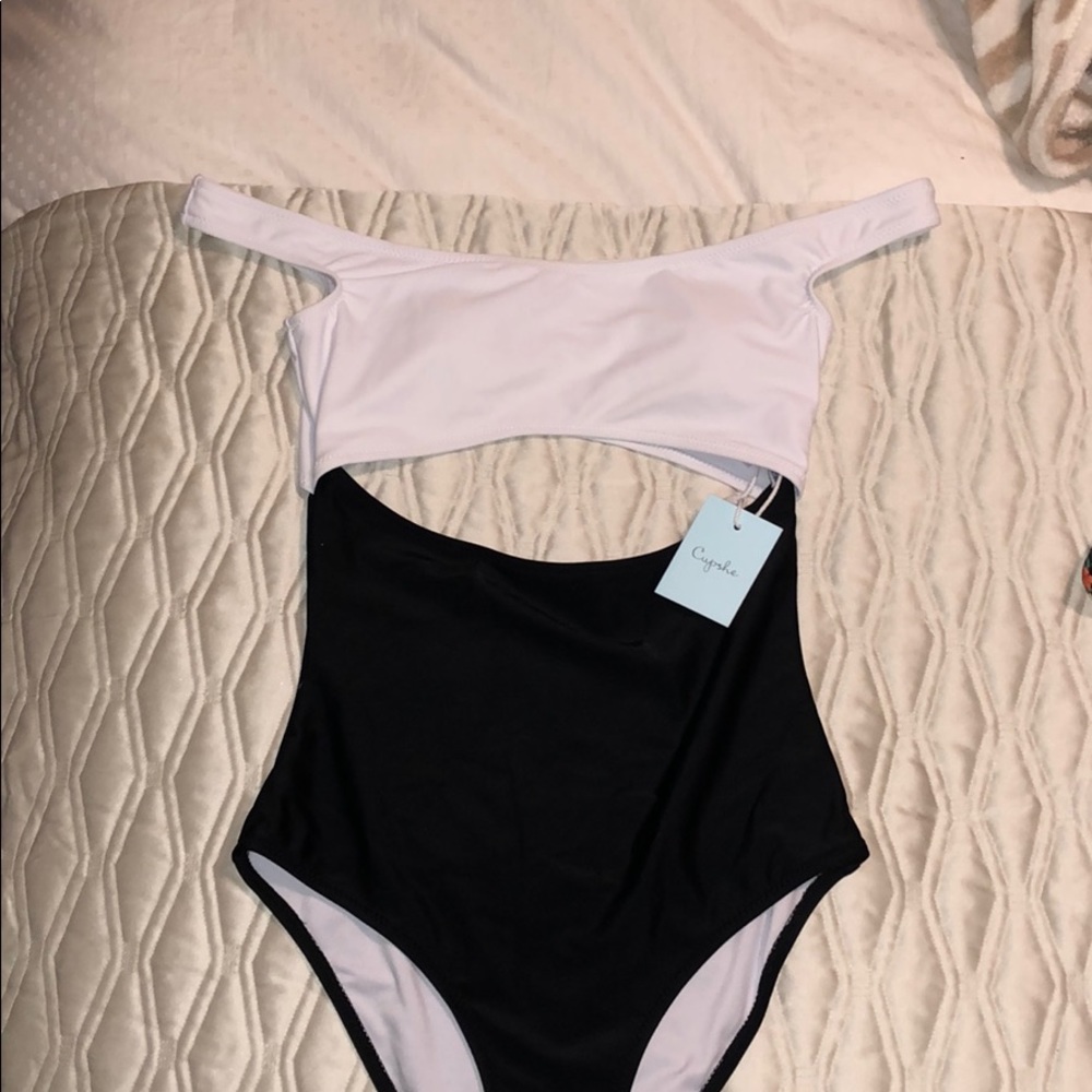 Cupshe off-shoulder one piece NWT